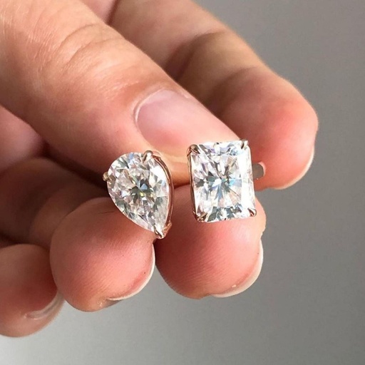 Pear And Radiant Cut Diamond Toi Et Moi Engagement Ring for Women