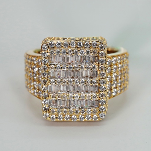 Mens hip hop diamond ring made with 14 kt yellow gold to grace their look brilliantly in vvs clarity
