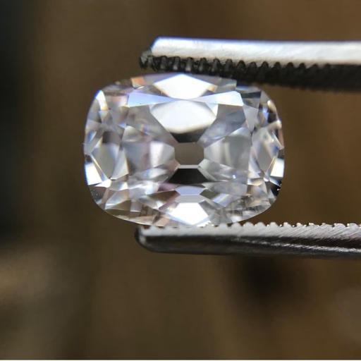 [MOOMCWH1_4.5] Loose Moissanite White Clean Old Mine Cushion 4.50 MM